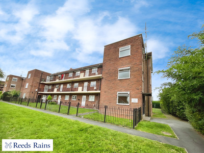 Rydal Way, 1 bedroom Flat to rent, &pound;700 pcm