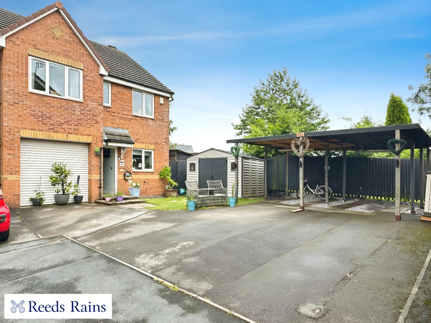 Main image of 4 bedroom Detached House for sale, Willard Close, Newcastle, Staffordshire, ST5