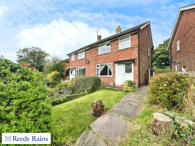 Knutton Road, 3 bedroom Semi Detached House for sale, £180,000