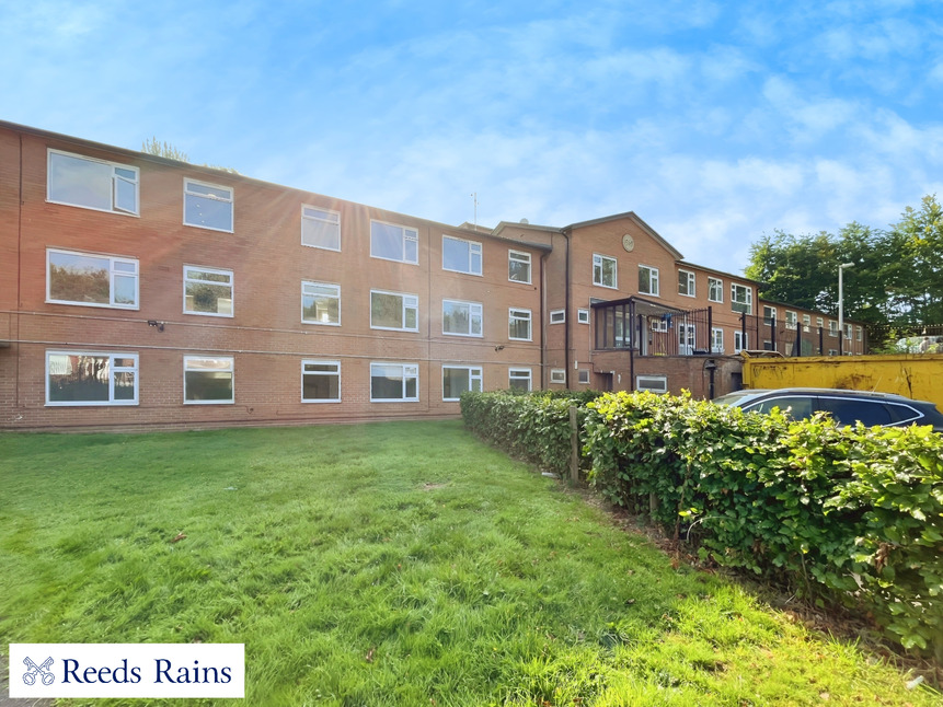 Main image of 1 bedroom  Flat to rent, Gloucester Grange, Newcastle, Staffordshire, ST5