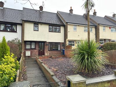 Clayton Lane, 2 bedroom Mid Terrace House for sale, £140,000