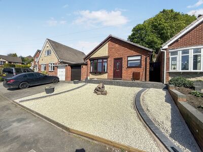 2 bedroom Detached Bungalow to rent