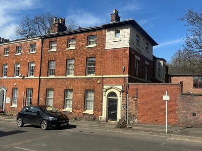 King Street, 3 bedroom  Flat for sale, £140,000