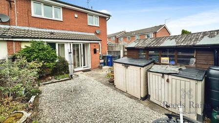 2 bedroom End Terrace House for sale