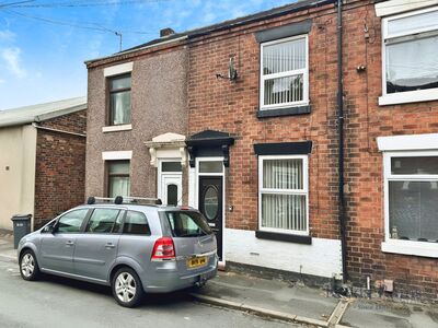Allen Street, 2 bedroom Mid Terrace House for sale, £125,000