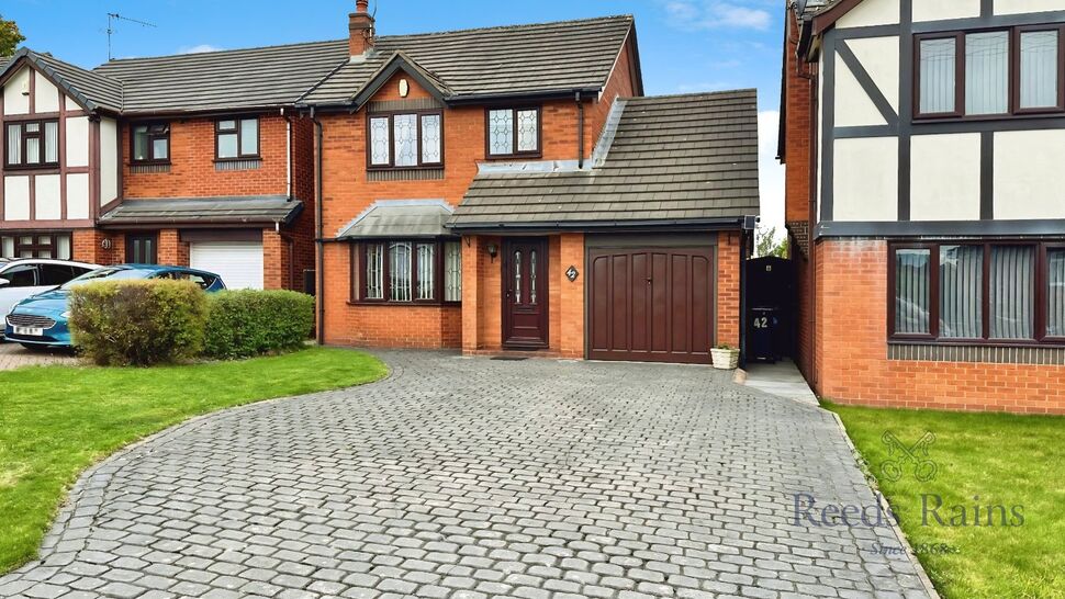 Main image of 3 bedroom Detached House for sale, Lancaster Road, Newcastle, Staffordshire, ST5