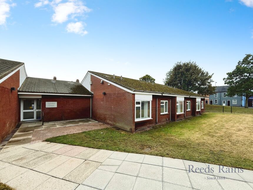 Main image of 1 bedroom Flat to rent, Gordon Street, Newcastle, Staffordshire, ST5