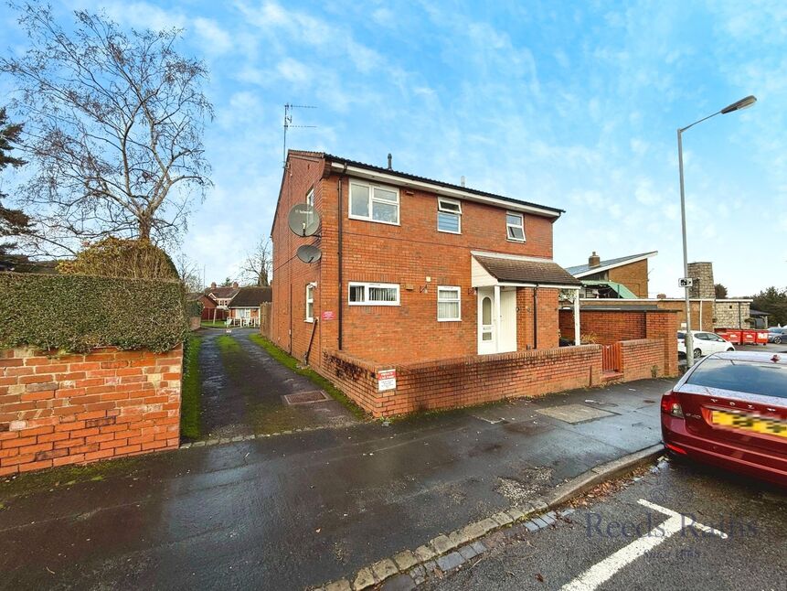Main image of 2 bedroom  Flat to rent, Thistleberry Avenue, Newcastle, Staffordshire, ST5