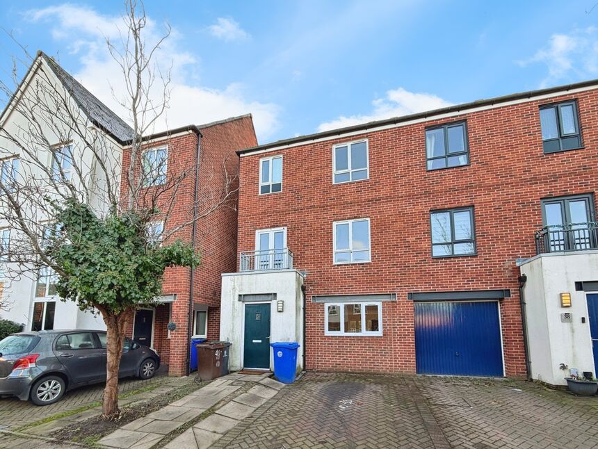 Main image of 5 bedroom Semi Detached House to rent, Sytchmill Way, Stoke-on-Trent, Staffordshire, ST6