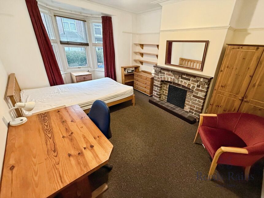 Main image of 1 bedroom Room to rent, Princes Road, Stoke-on-Trent, Staffordshire, ST4