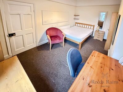 1 bedroom Room to rent