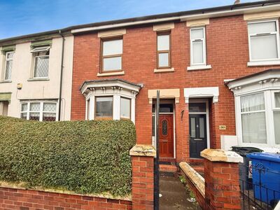 Princes Road, 4 bedroom Mid Terrace House to rent, &pound;2,200 pcm