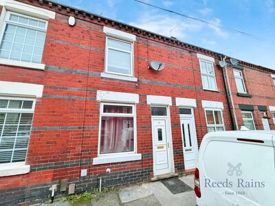 Taylor Street, 2 bedroom Mid Terrace House to rent, &pound;750 pcm