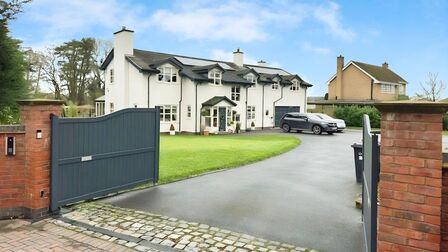 London Road, 6 bedroom Detached House for sale, &pound;1,000,000