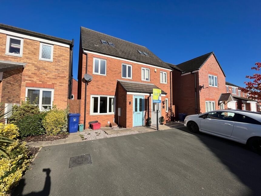 Main image of 3 bedroom House for sale, Greylag Gate, Newcastle, Staffordshire, ST5