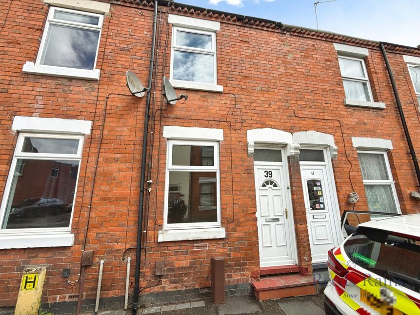 Main image of 2 bedroom Mid Terrace House to rent, Stubbs Gate, Newcastle, Staffordshire, ST5