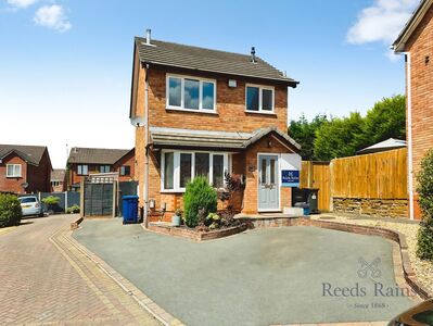 3 bedroom Detached House for sale