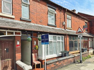 Summerbank Road, 2 bedroom Mid Terrace House for sale, &pound;90,000