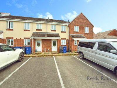 2 bedroom Mid Terrace House to rent