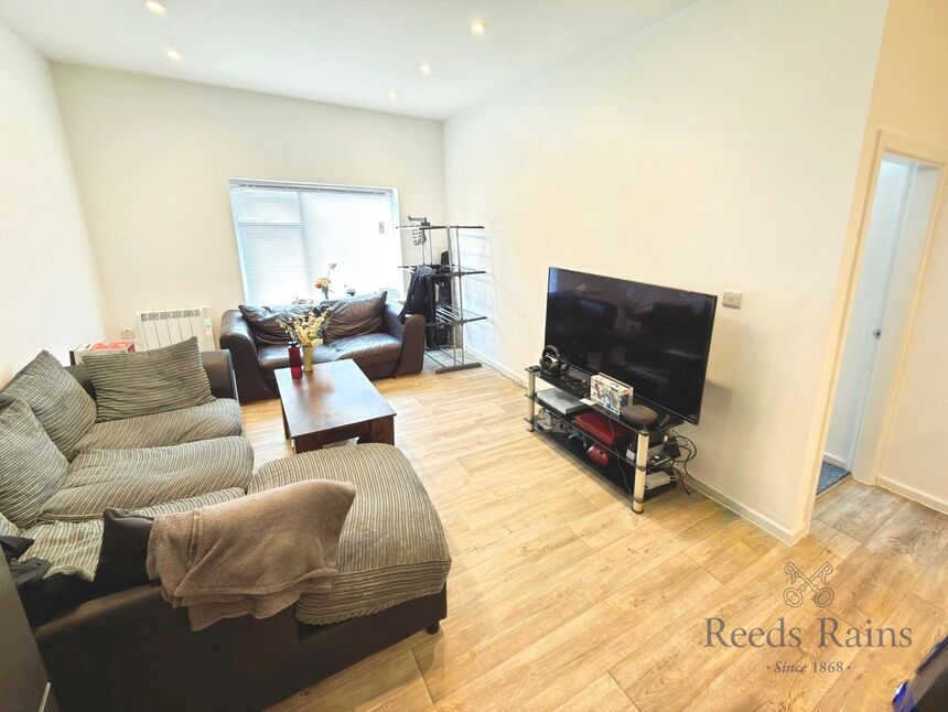 Main image of 1 bedroom Flat to rent, Gloucester Grange, Newcastle, Staffordshire, ST5