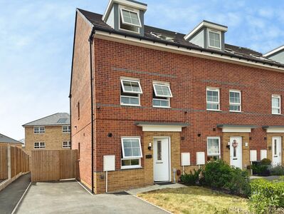 Pembrey Drive, 3 bedroom Semi Detached House for sale, &pound;320,000