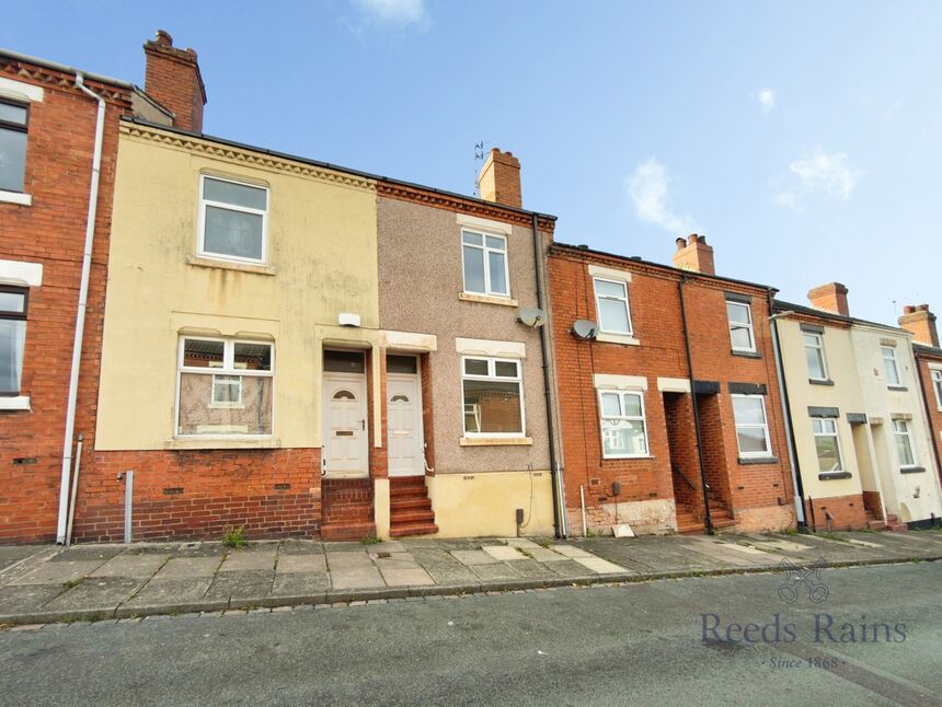 Main image of 2 bedroom Mid Terrace House for sale, Lynam Street, Stoke-On-Trent, ST4