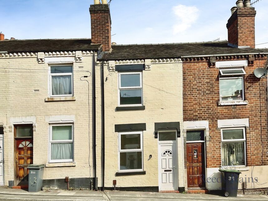 Main image of 2 bedroom Mid Terrace House to rent, Lewis Street, Stoke-on-Trent, Staffordshire, ST4