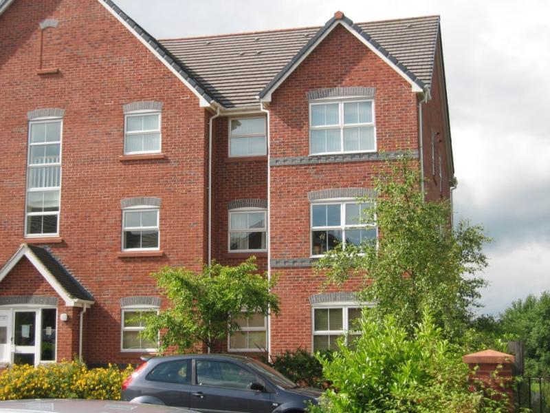 Main image of 2 bedroom Flat to rent, Wrenbury Drive, Northwich, Cheshire, CW9