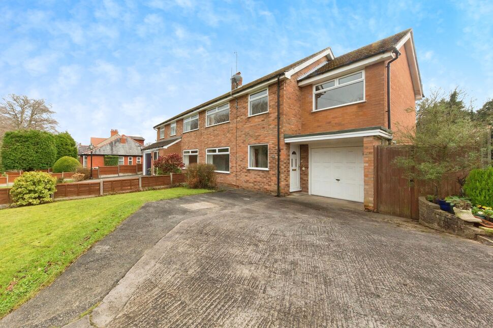 4 bedroom Semi Detached House for sale, Beach Road, Hartford, CW8 £