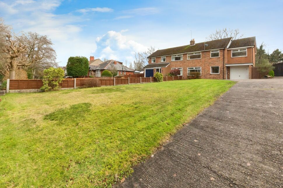 4 bedroom Semi Detached House for sale, Beach Road, Hartford, CW8 £