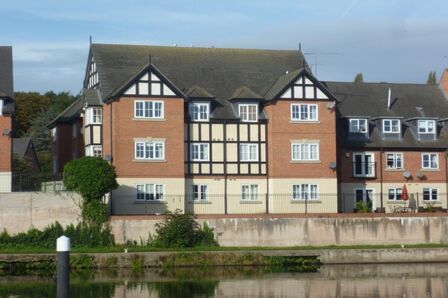 Marine Approach, 2 bedroom  Flat to rent, £850 pcm