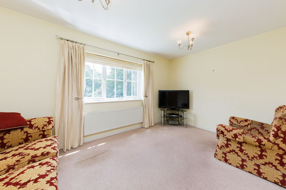 3 bedroom Mid Terrace House for sale, Marl Close, Cuddington, CW8 £