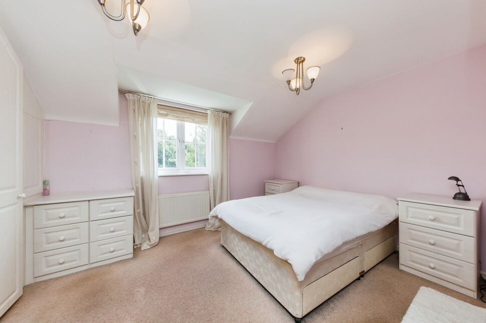 3 bedroom Mid Terrace House for sale, Marl Close, Cuddington, CW8 £