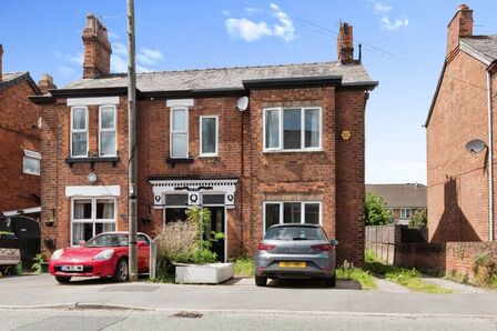 London Road, 5 bedroom Semi Detached House for sale, £250,000