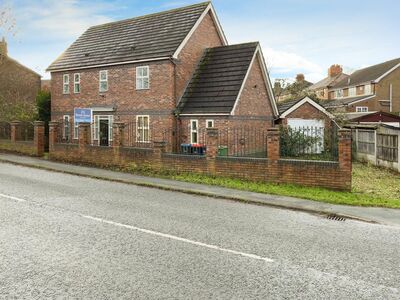 Runcorn Road, 5 bedroom Detached House for sale, £340,000