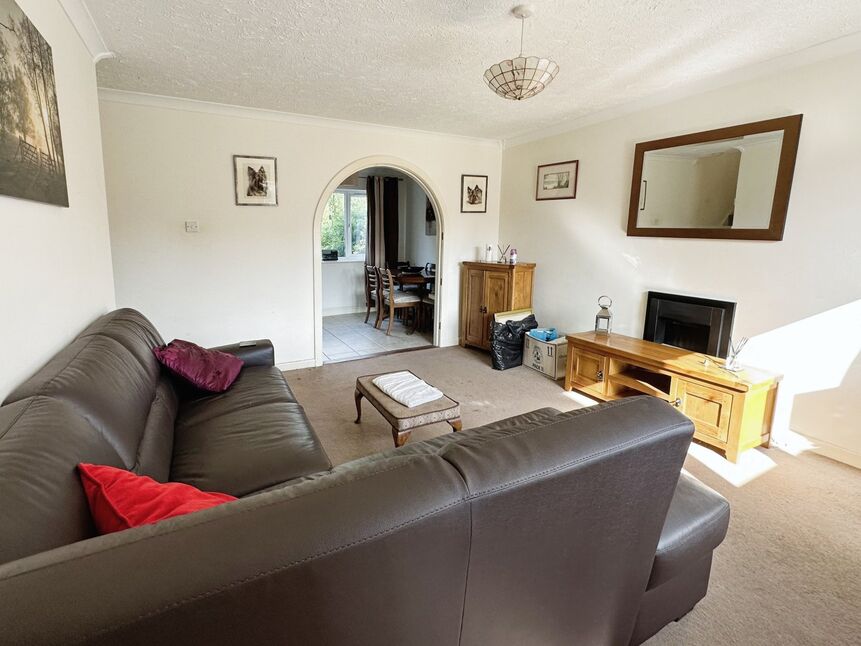 3 bedroom Semi Detached House for sale, Bracken Way, Barnton, CW8 £