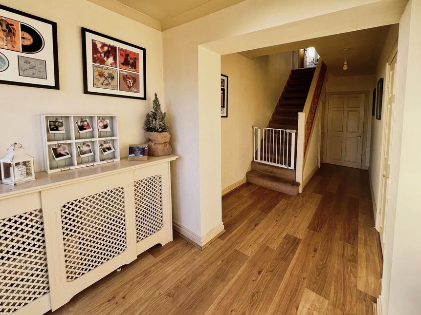 3 bedroom Semi Detached House for sale, Woodpecker Drive, Northwich