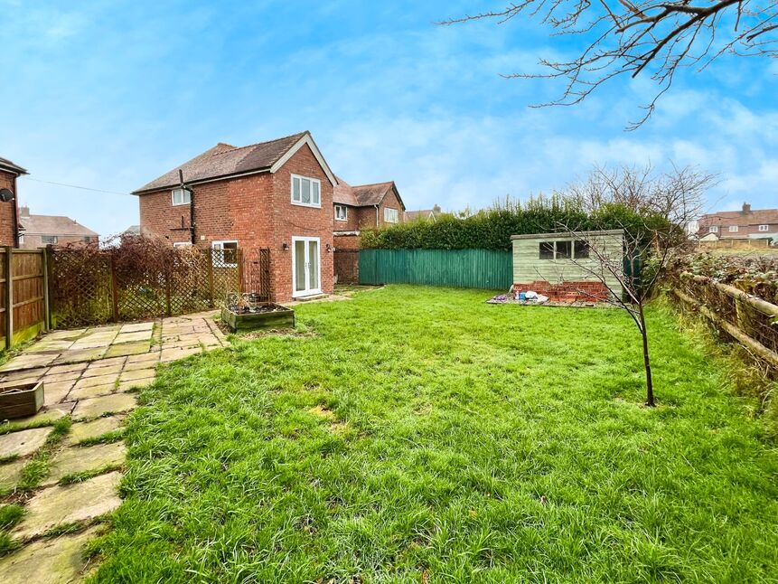 3 bedroom Semi Detached House for sale, Meadow Grove, Winsford, CW7 £