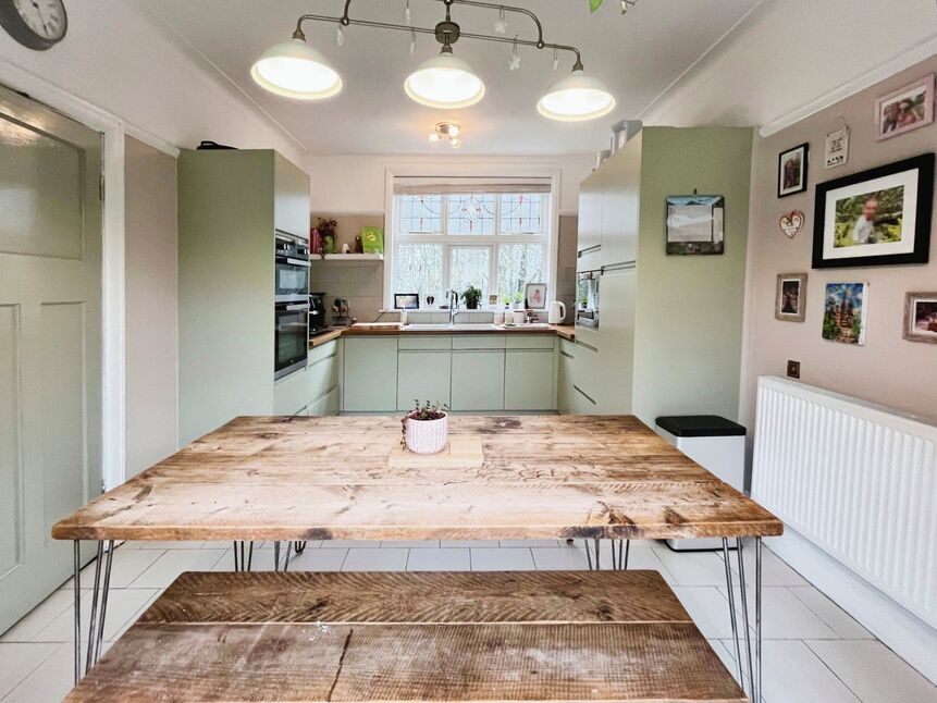 4 bedroom Semi Detached House for sale, Beach Road, Hartford, CW8 £