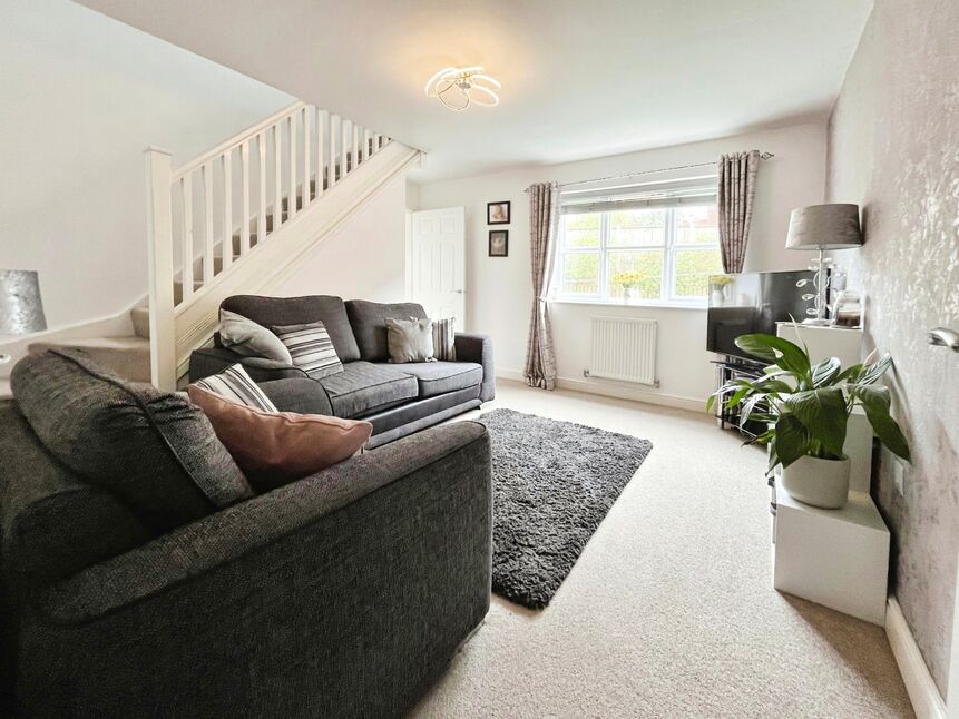 2 bedroom House for sale, Arnold Court, Northwich, CW8 £190,000