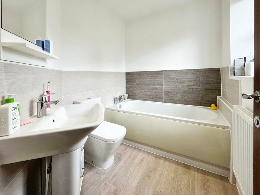 2 bedroom House for sale, Arnold Court, Northwich, CW8 £190,000