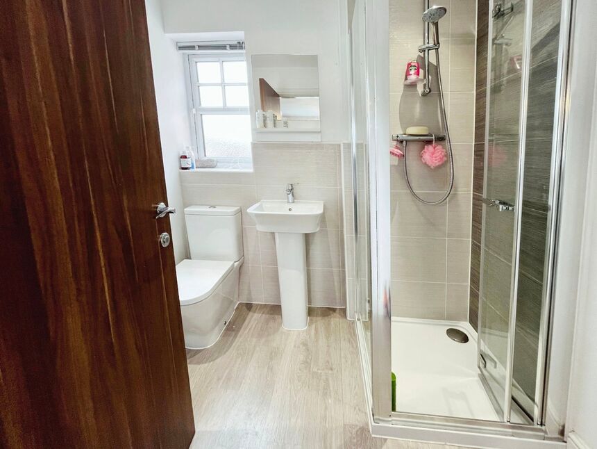 2 bedroom House for sale, Arnold Court, Northwich, CW8 £190,000