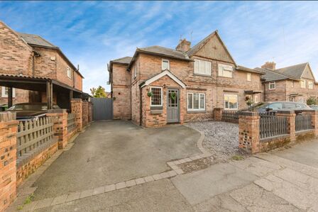 Manora Road, 4 bedroom Semi Detached House for sale, £375,000