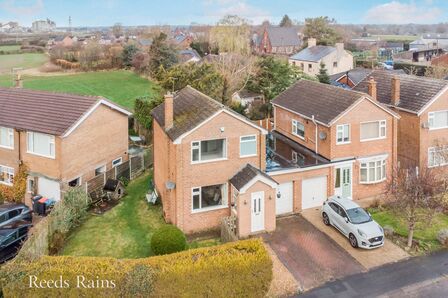 3 bedroom Link Detached House for sale