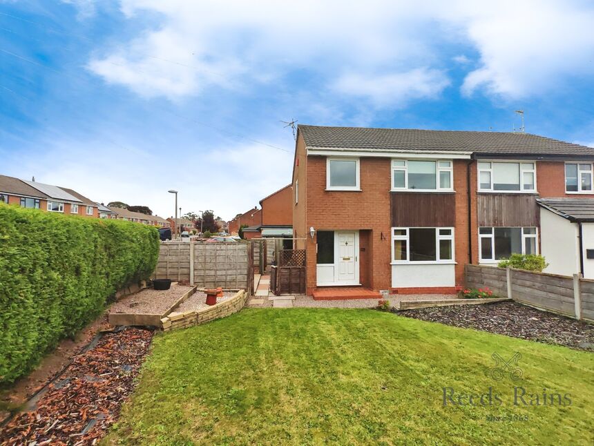 Main image of 3 bedroom Semi Detached House for sale, Meadow Lane, Moulton, Cheshire, CW9