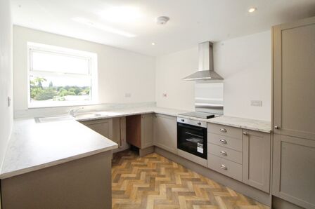 Church Road, 1 bedroom  Flat to rent, £695 pcm