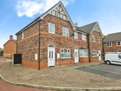 3 bedroom End Terrace House to rent