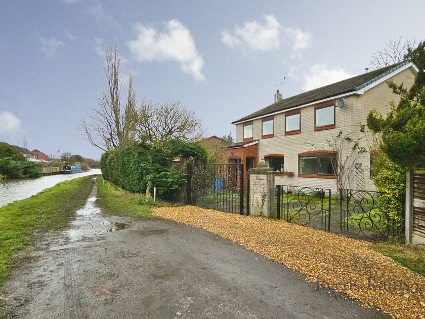 Main image of 4 bedroom Flat to rent, Broken Cross Place, Rudheath, Cheshire, CW9