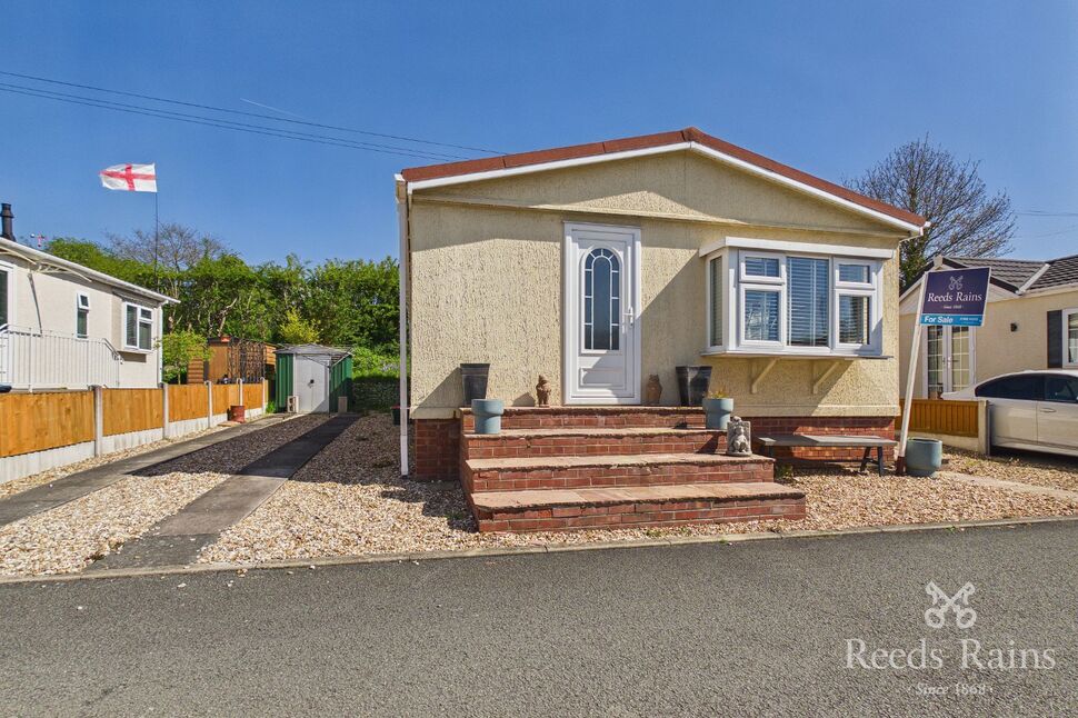 3 bedroom Property for sale