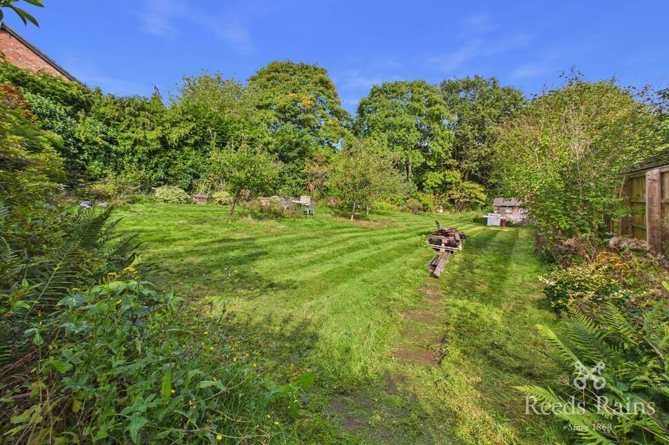 Main image of 2 bedroom Semi Detached House for sale, Hartford Road, Davenham, Cheshire, CW9
